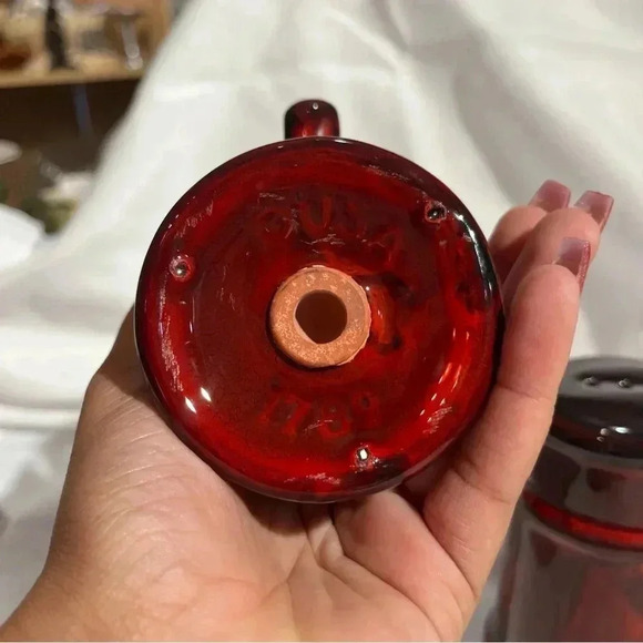 Vintage Large Red and Black Glazed Ceramic Seasoning Shakers - Picture 6 of 6